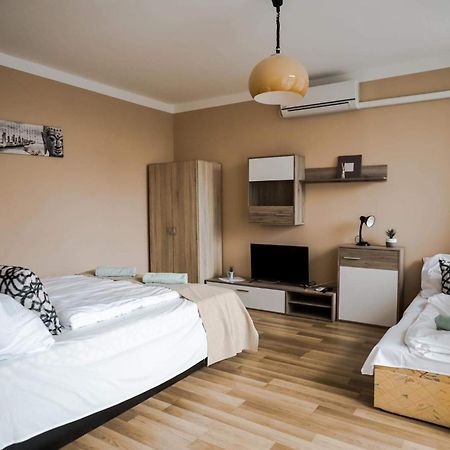 Bereny Panzio Bed & Breakfast Balatonberény Exterior photo