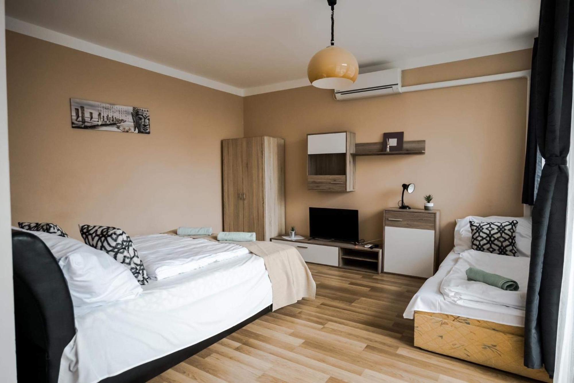 Bereny Panzio Bed & Breakfast Balatonberény Exterior photo